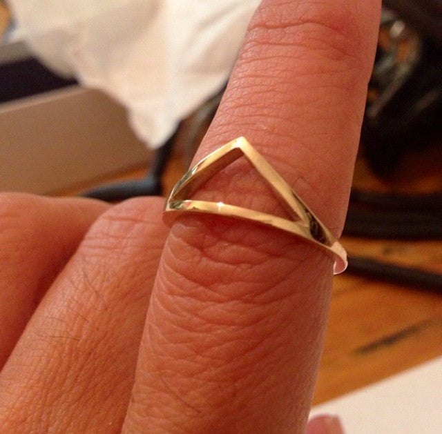 Item R016 Tiara Ring