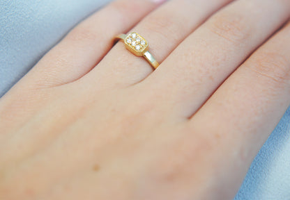 Item No. R004  Rectangle Diamond Ring